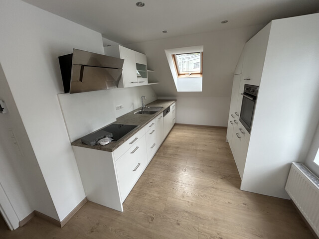 Schöne 2-Zimmer-Altbauwohnung in erstklassiger Wohnlage