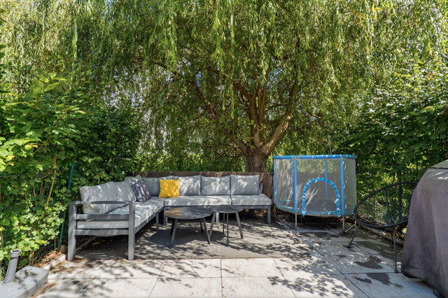 4-Zimmer Reihenhaus in Hard mit Garten, 2 Terrassen & Carport