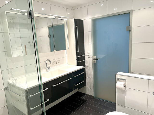 3 Zimmer Wohnung mit 8 m² Balkon, Keller und Fahrradabstellraum