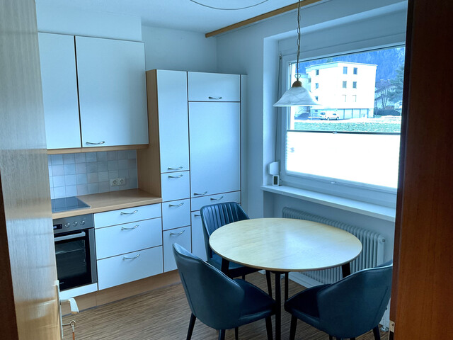 3 Zimmer Wohnung mit 8 m² Balkon, Keller und Fahrradabstellraum