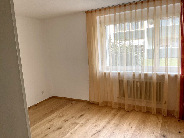 3 Zimmer Wohnung mit 8 m² Balkon, Keller und Fahrradabstellraum
