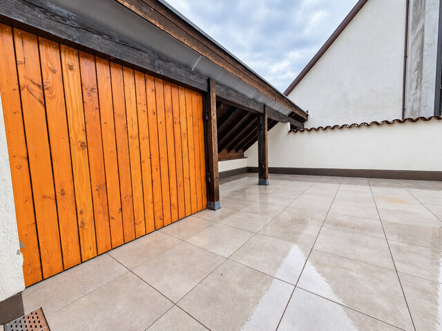 Renovierte 3-Zimmer-Wohnung mit großzügigen Terrassen mitten in Feldkirch!