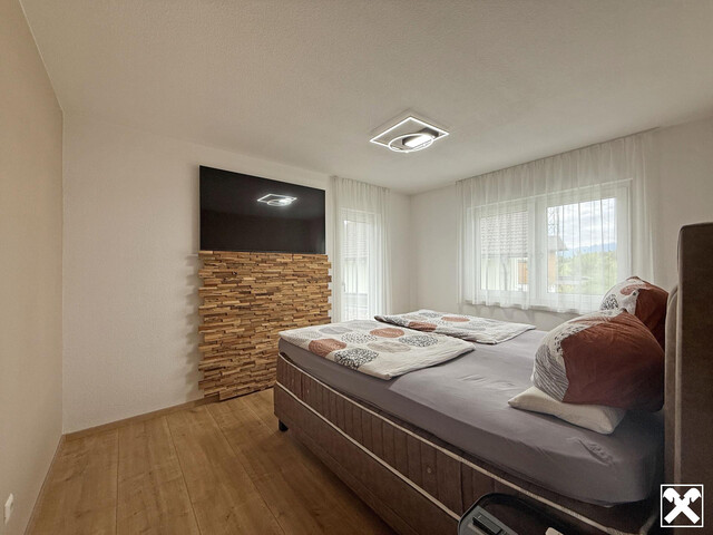 Einfamilienhaus mit Pool
