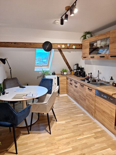  Schöne 3-Zimmer-Wohnung, gute Lage, in einem denkmalgeschätzten Haus in Altach 