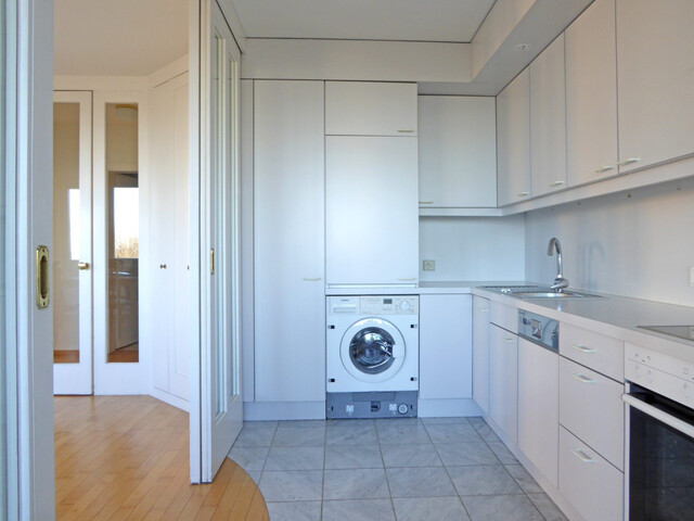 Attraktive 2-Zimmerwohnung mit Wintergarten und Balkon