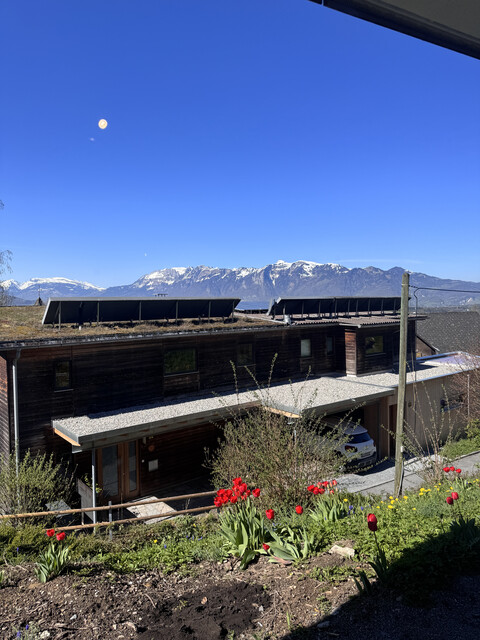 2-Zimmer-Wohnung mit schönem Ausblick in Muntlix 