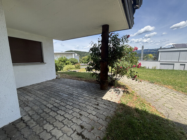 "ohne Provision" geräumige 2 Zimmer Wohnung mit Terrasse u. Gartenmitbenützung