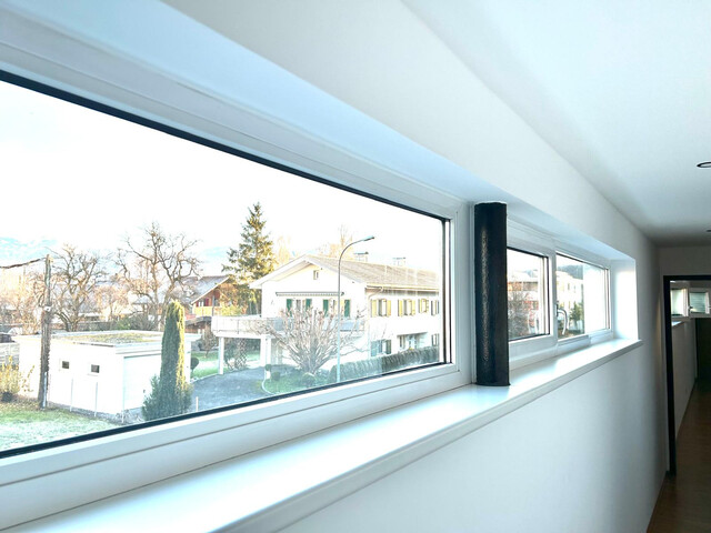 Tolle 5-Zimmer-Wohnung 120 m² mit Dachterrasse und 2 Carports 