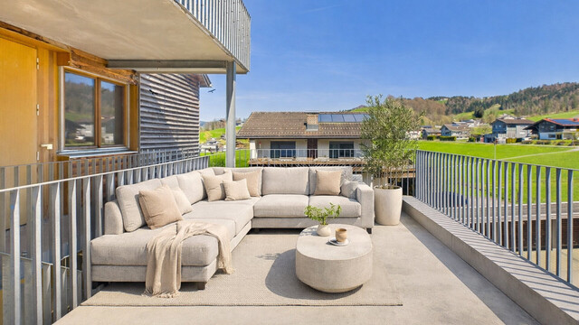 Andelsbuch | Stilvolle Maisonette mit beeindruckendem Panorama