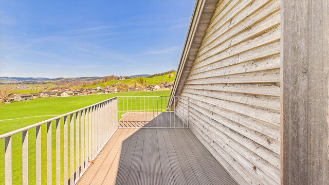 Andelsbuch | Stilvolle Maisonette mit beeindruckendem Panorama