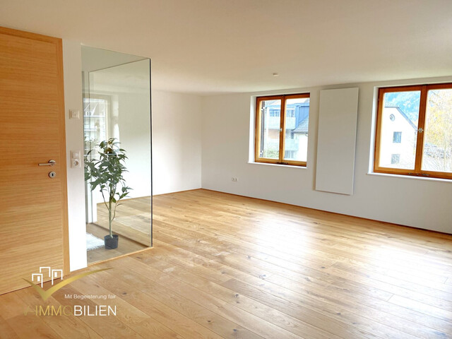 Charmante - großzügige 4,5 Zimmer Wohnung