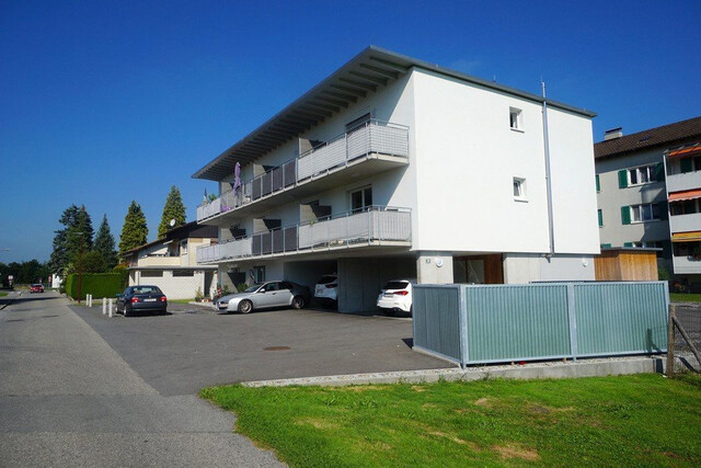 Moderne 2-Zimmer-Wohnung mit Carport in bester Ruhelage!