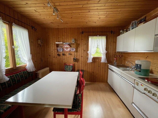 Über der Nebelgrenze von Dornbirn steht ein Ferienhaus zum Verkauf