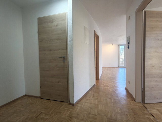 2-Zimmer-Wohnung mit Tiefgarage zur Miete