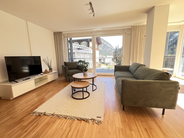 ATTRAKTIVE FERIENWOHNUNG FÜR BIS 6 PERSONEN IN BESTER AUSSICHTLAGE