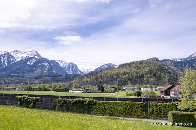 Sensationelles Baugrundstück mit 1.074m² und herrlichem Bergpanorama in Nüziders zu verkaufen!