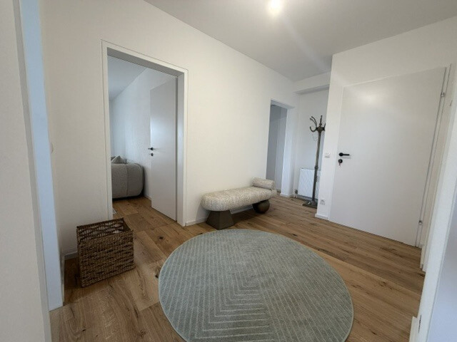 Stilvoll renovierte Wohnung in Lochau mit großzügiger Loggia und Bodenseeblick