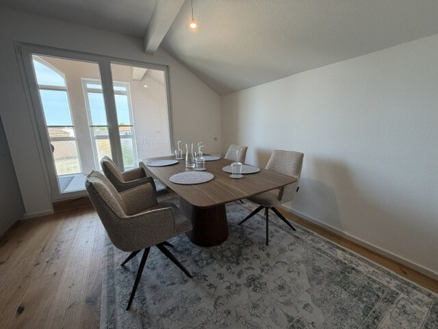 Stilvoll renovierte Wohnung in Lochau mit großzügiger Loggia und Bodenseeblick