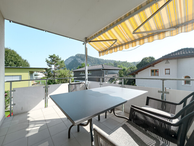 Charmante und gut geschnittene 4-Zimmer-Wohnung mit Tiefgaragenplatz in Mäder