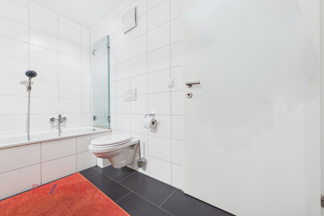 Gemütliche 2-Zimmer-Wohnung mit großzügigem Wintergarten in ruhiger Lage von Hard