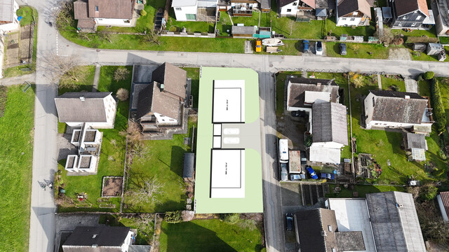 Sonniges Baugrundstück mit Altbestand in ruhiger Lage von Schwarzach