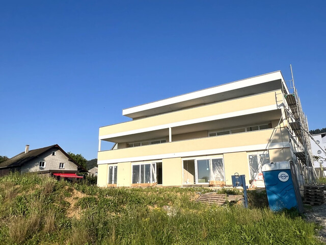 Neubau Mietwohnung & sofort beziehbar: Hochwertige 3-Zimmer-Gartenwohnung mit großer Terrasse!