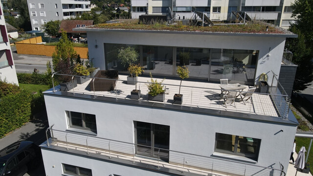 Wohn- und Geschäftshaus - Neuwertig in bester Werbelage