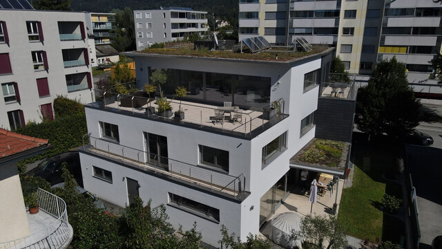 Wohn- und Geschäftshaus - Neuwertig in bester Werbelage