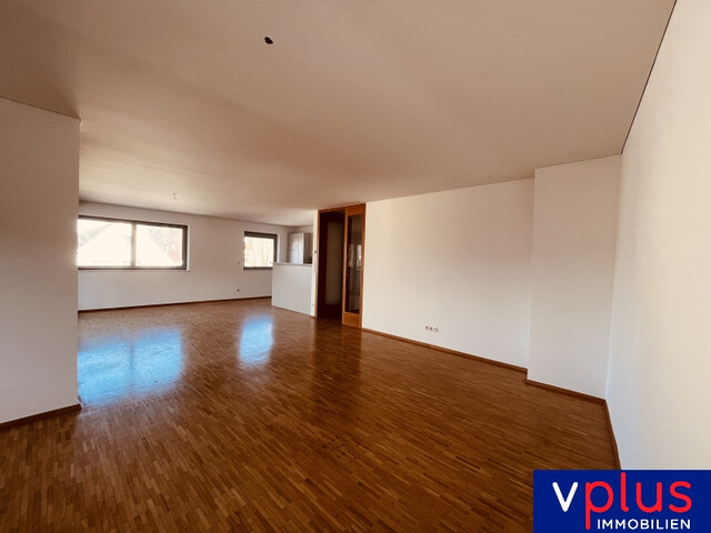 Zentral gelegene 3-Zimmer Wohnung mit sonnigem Balkon