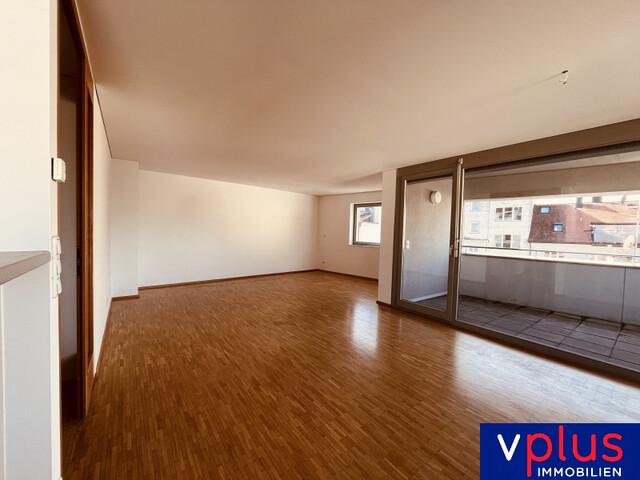 Zentral gelegene 3-Zimmer Wohnung mit sonnigem Balkon