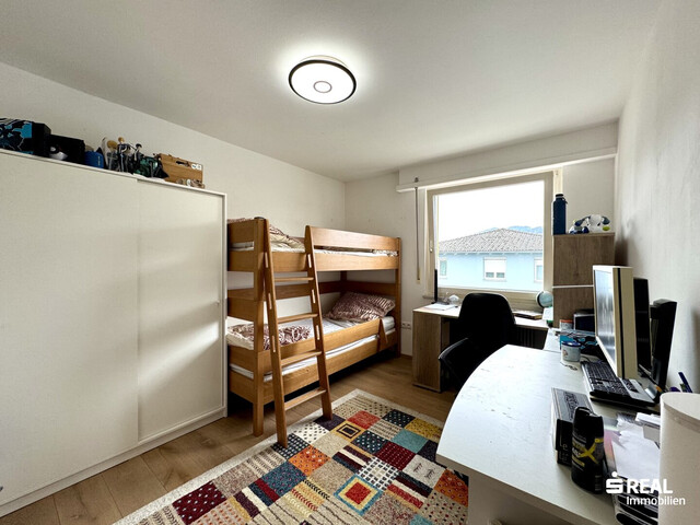Modernisierte 4-Zimmerwohnung mit Balkon und Garagenbox