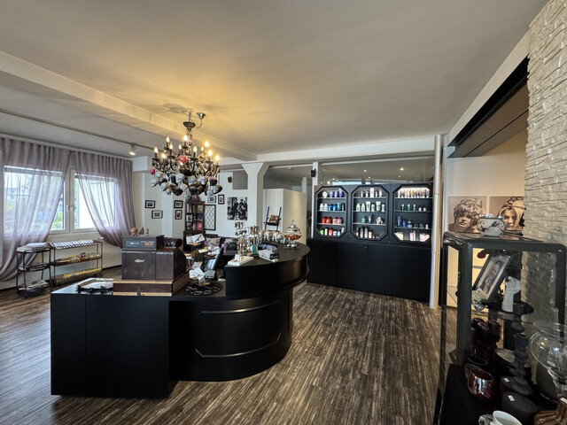 Industrial Flair – vielseitig nutzbarer Friseursalon, inkl. Lager & Parkplätzen in Wolfurt