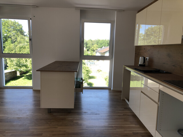 Geräumige 4-Zimmer Wohnung mit Balkon, Abstellraum, Keller und Fahrradabstellraum in Top-Lage!