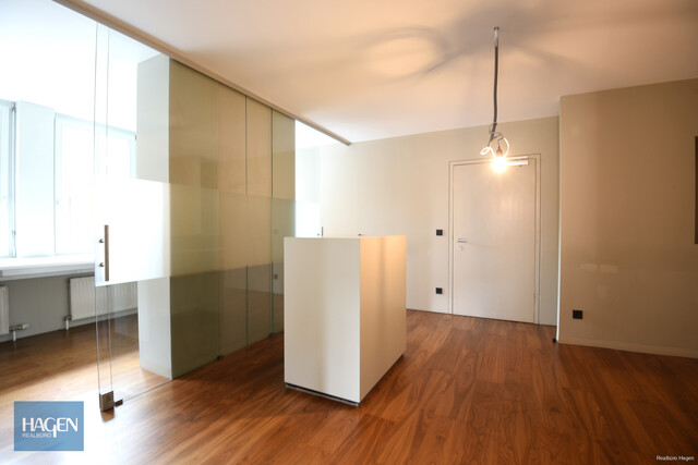 Moderne Büro- oder Praxisräumlichkeit in der Fußgängerzone in Bregenz zu vermieten!