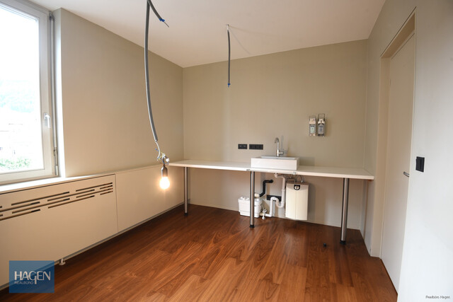 Moderne Büro- oder Praxisräumlichkeit in der Fußgängerzone in Bregenz zu vermieten!