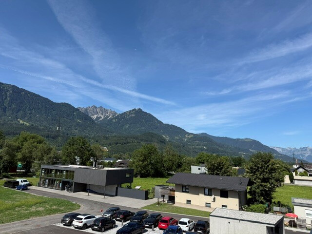  Exklusive 4-Zi-Wohnung  in Schlins "ERSTBEZUG"
