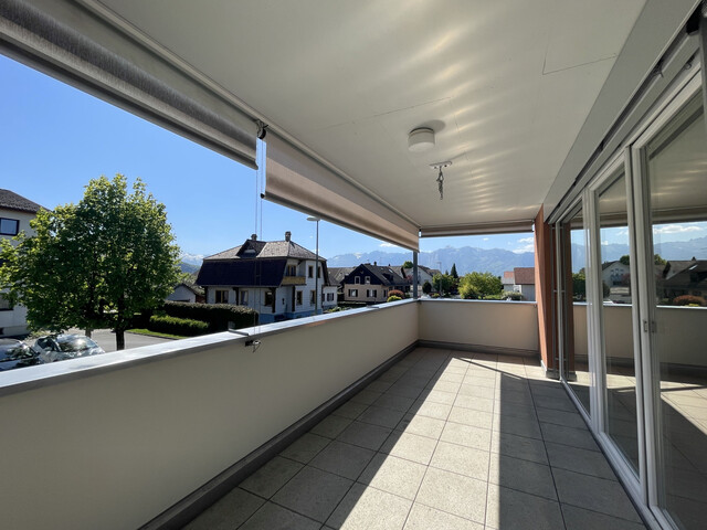 Wohntraum mit Weitblick! Sonnige 4 Zi Wohnung, großer Südwestbalkon, zentral in Rankweil - provisionsfrei!