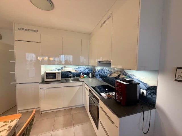 Wunderschöne 2-Zimmerwohnung mit großer Loggia zu vermieten 