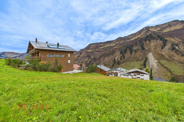 1.792 m² Baugrundstück mit Freizeitparadies direkt vor der Tür