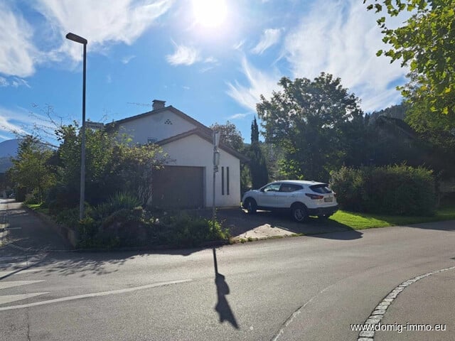 NEUER PREIS: Baugrundstück 2.850m² inkl. 2 Häuser in zentraler Lage von Feldkirch / Altenstadt!