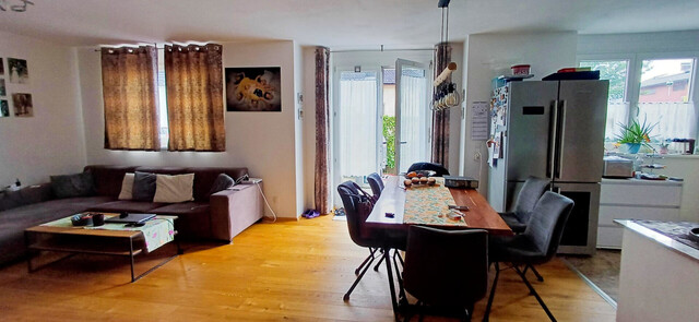 Gepflegtes massiv errichtetes Einfamilienhaus in zentraler Lage von Gisingen zu verkaufen! Familien willkommen!