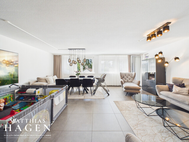 3-Zimmer-Dachgeschosswohnung mit großem Wohnbereich