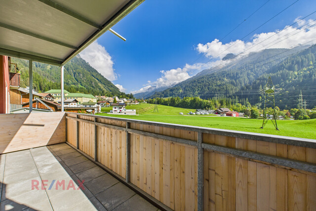 Alpenfeeling auf zwei Etagen – Maisonettewohnung mit Bergblick in Dalaas