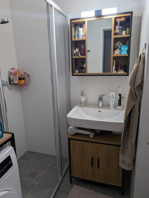 Sanierte 2-Zi-Wohnung in Dornbirn mit traumhaften Ausblick. Keine Vermittlungsprovision, keine Vertragskosten 