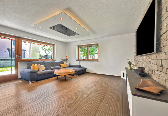 Großzügig, gepflegt und gut gelegen – Ihr perfektes Familienhaus im Rheindelta