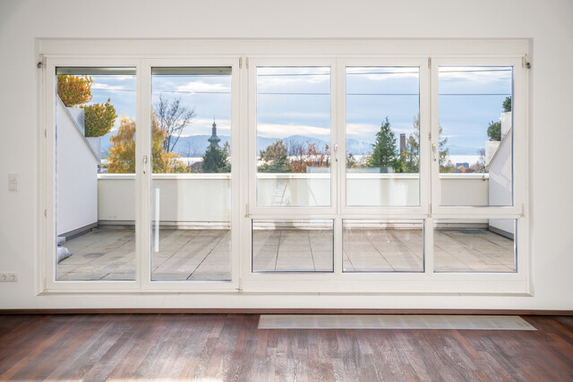 4-Zimmer-Dachgeschosswohnung (Maisonette) mit Seeblick