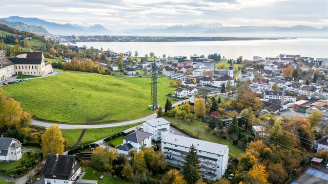 4-Zimmer-Dachgeschosswohnung (Maisonette) mit Seeblick