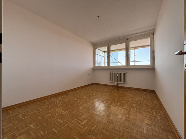 "ohne Provision" wunderbare Aussicht! 2,5 Zimmer Wohnung mit verglastem Balkon