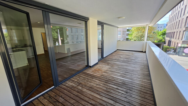 Schöne 3-Zimmer-Wohnung im Zentrum, mit großem Balkon, inkl. TG-Platz