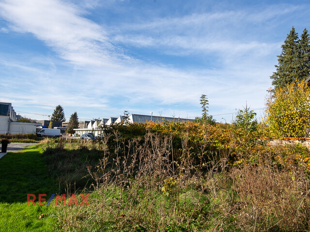 Schönes Grundstück für Ihr neues Eigenheim in liebevoller Umgebung